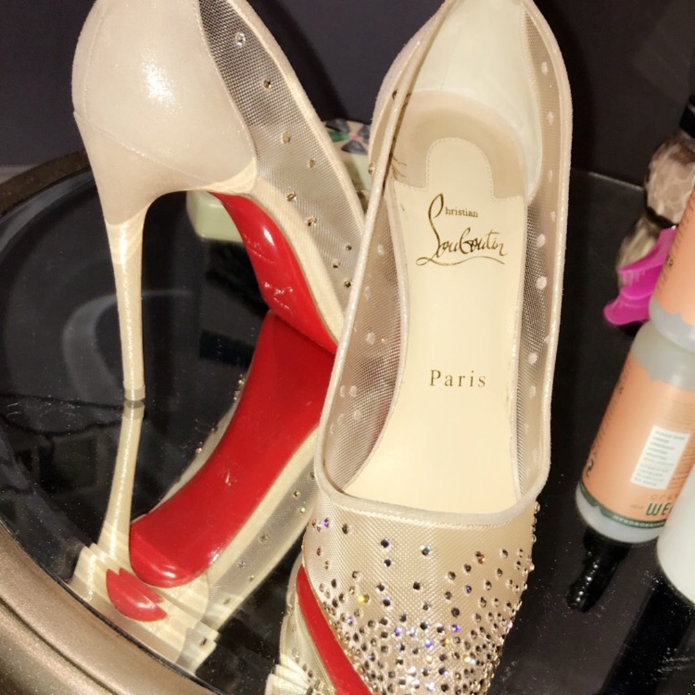 Meet your Posher, Ayesha